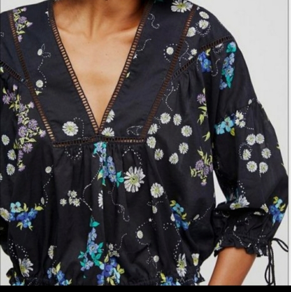 Free People Tops - Free People Worlds Away Peasant Top S